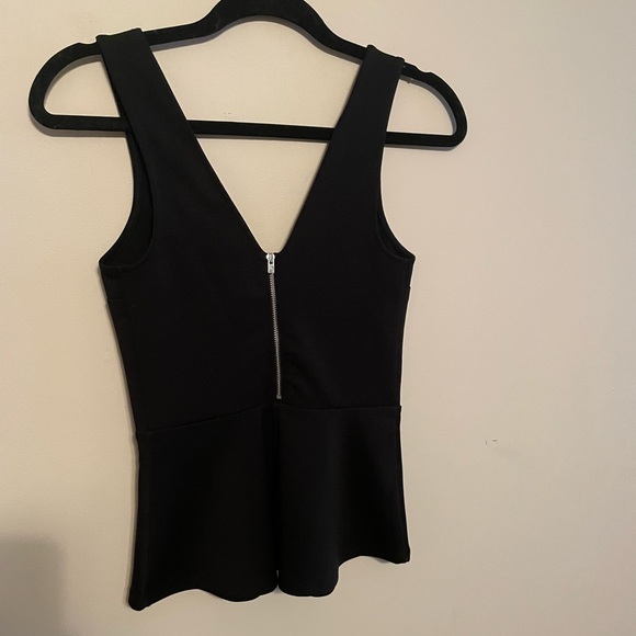 Express tank top - Picture 5 of 6